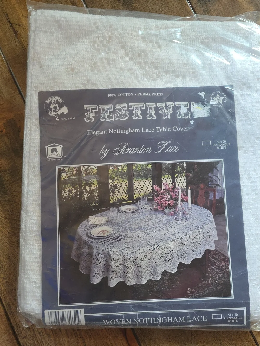 Scranton Lace NOS Festive Nottingham Lace Table Cover 54x70 Rectangle White